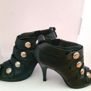 Coach Brandie Leather Peep Toe Shoes, Size 8.5B , Black, Silver Logo Buttons